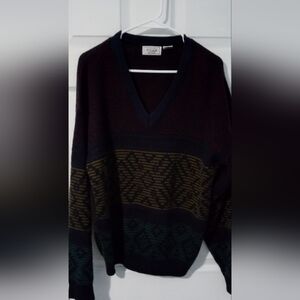 The Men's Store Black and Brown V-Neck Sweater
